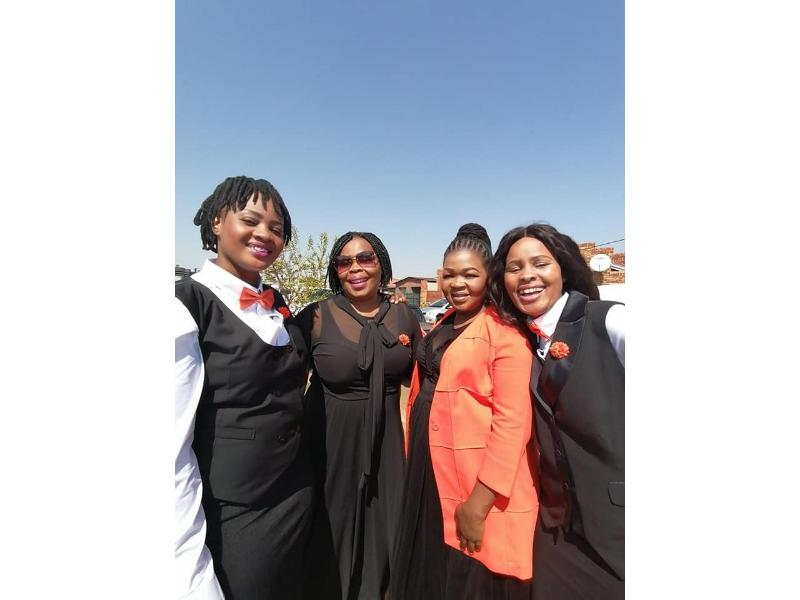 119092354_3683169118361840_1256037338986083925_n