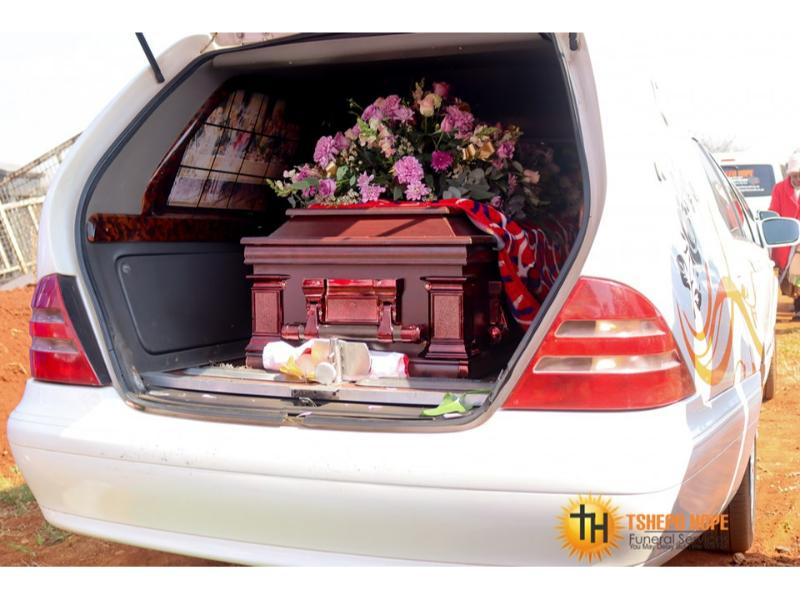 369709526_161112623681392_5558084302396562390_n