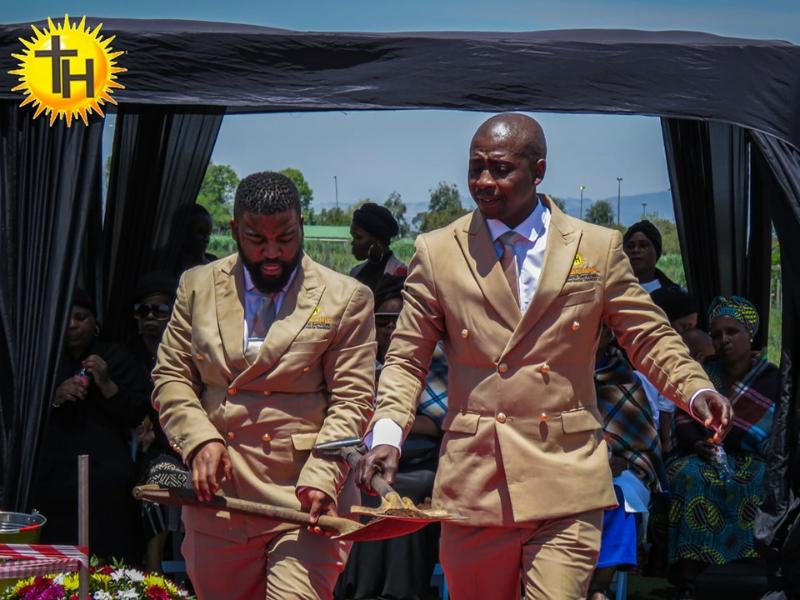 402499488_215589031567084_1046005688694062394_n